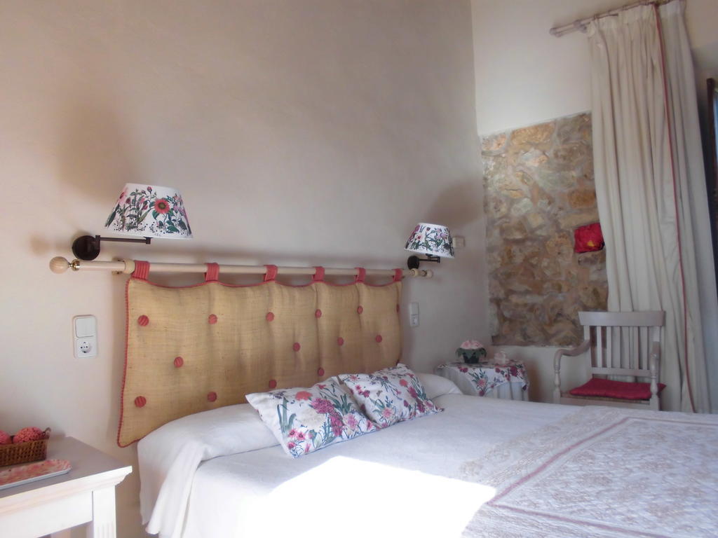 Agroturismo Na Set Centes Artà Habitación foto