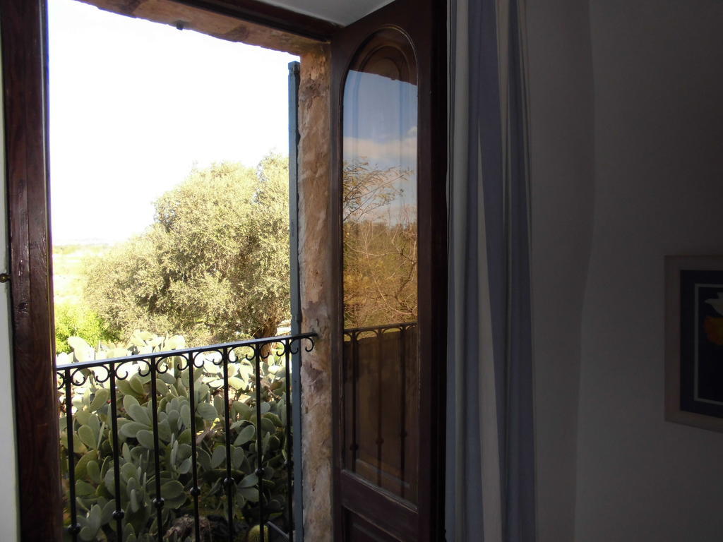 Agroturismo Na Set Centes Artà Habitación foto